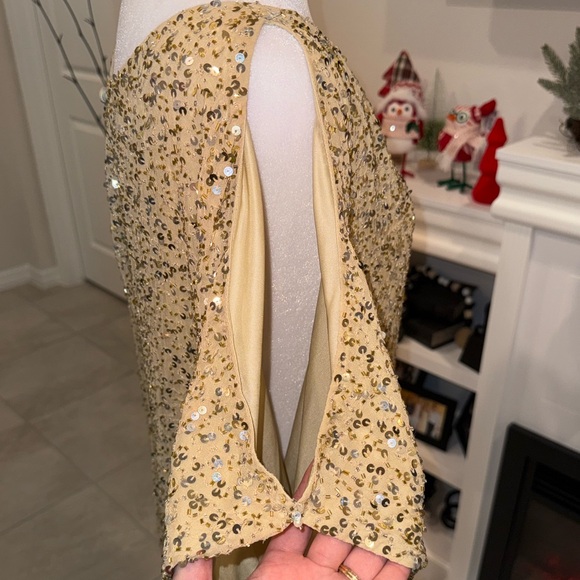 NWT Aidan Mattox Gold Sequin Mini Dress 100% Silk Size 10 - Picture 6 of 12